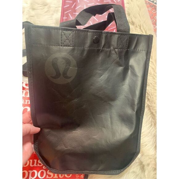 Lululemon Reusable Bags (3) - Picture 8 of 9